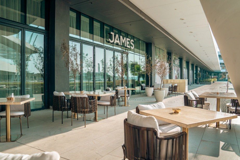 James Cafe